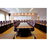 mesa de reunião oval Bela Cintra